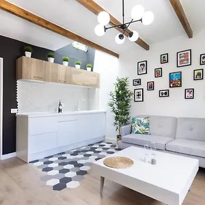 Home2book Vintage American Deluxe Apartamento